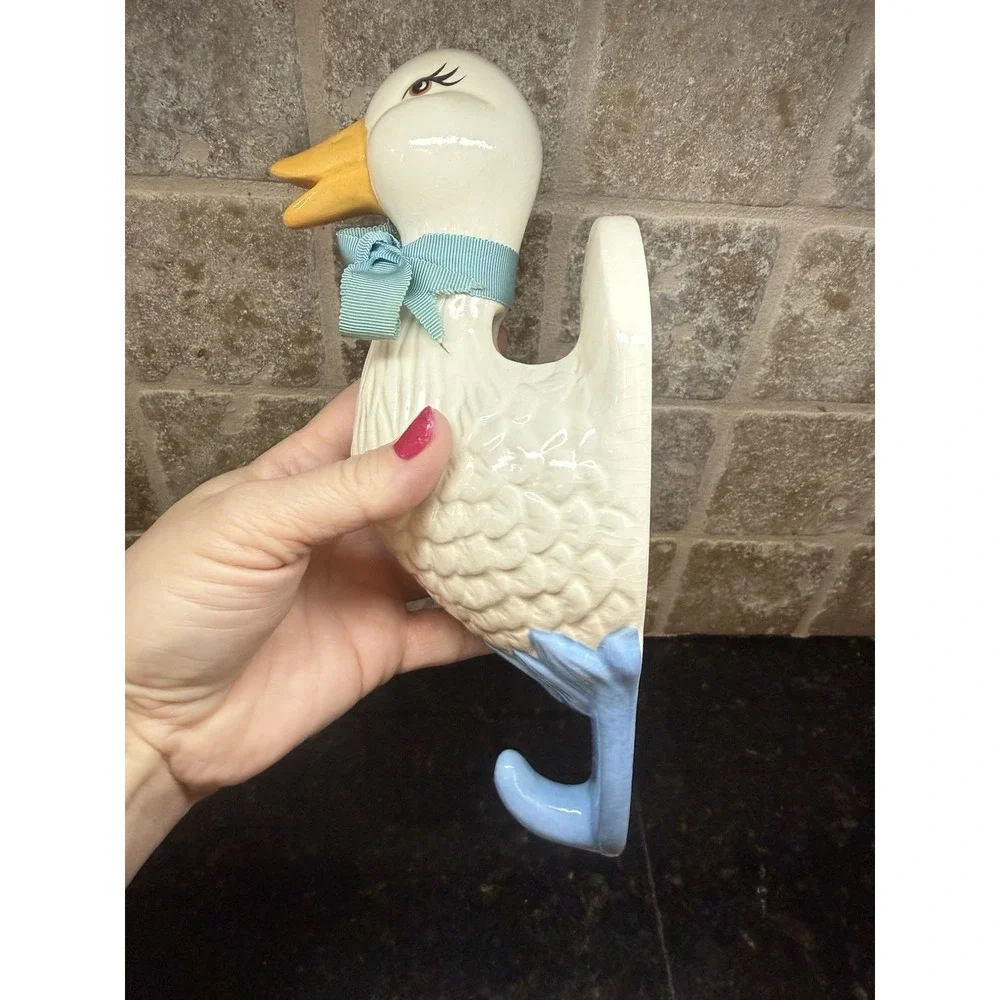 Vintage White Ceramic Duck Head‎ Yellow Beak Towel Holder Wall Mount Hanger